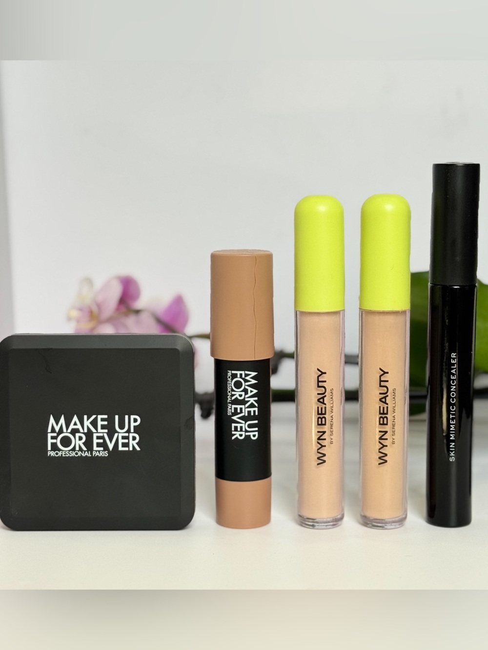 MAKE UP FOR EVER WYN MAKE Beauty Makeup Bundle Concealer Foundation 5 Pc